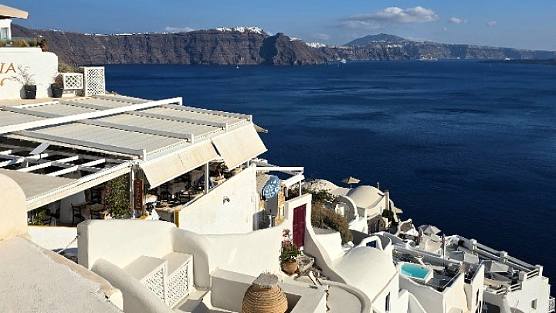 Αναμένεται εκτόξευση του ελληνικού τουρισμού το 2025