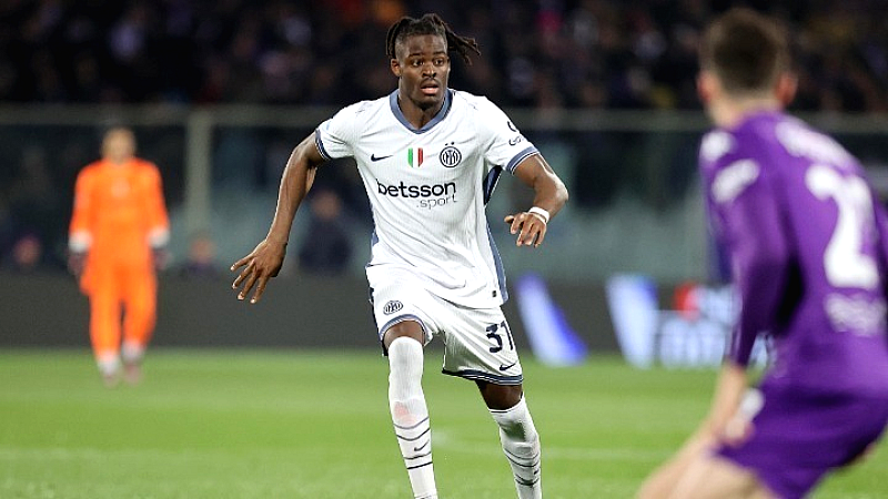 Προτάσεις της Κρίσταλ Πάλας και της Τότεναμ για τον Γιαν Μπίσεκ