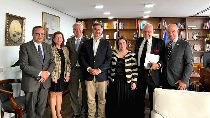 Συνάντηση της Πρωτοβουλίας ΕΛΛΑ-ΔΙΚΑ ΜΑΣ με τον υφυπουργό Εξωτερικών Χάρη Θεοχάρη