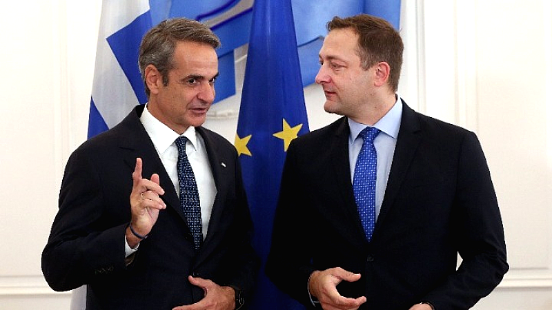 Συνάντηση του πρωθυπουργού με τον Ευρωπαίο επίτροπο Γεωργίας και Τροφίμων: Στο επίκεντρο η μεταρρύθμιση του ΟΠΕΚΕΠΕ και η νέα Κοινή Αγροτική Πολιτική