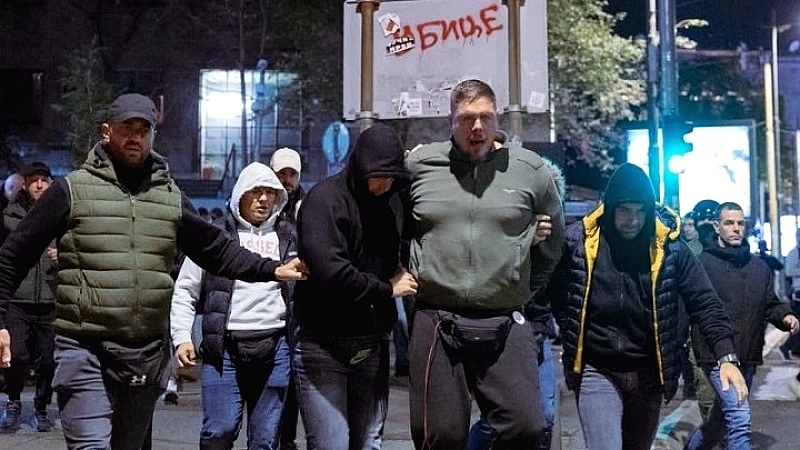 Συλλήψεις στη διαδήλωση κατά της κυβέρνησης στο Βελιγράδι, ανάμεσά τους ο Βλάντιμιρ Στίματς