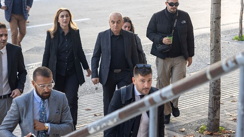 «Δικαιοσύνη για τον Άλκη: Η μητέρα του μιλάει με αγανάκτηση μετά την αναβολή της δίκης»