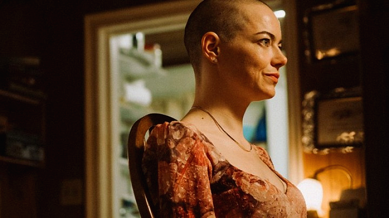 Ταινίες Πρώτης Προβολής: Ο Λάνθιμος και η Βουγονία του, και το χαμόγελο των Νοάμ και Φατμά