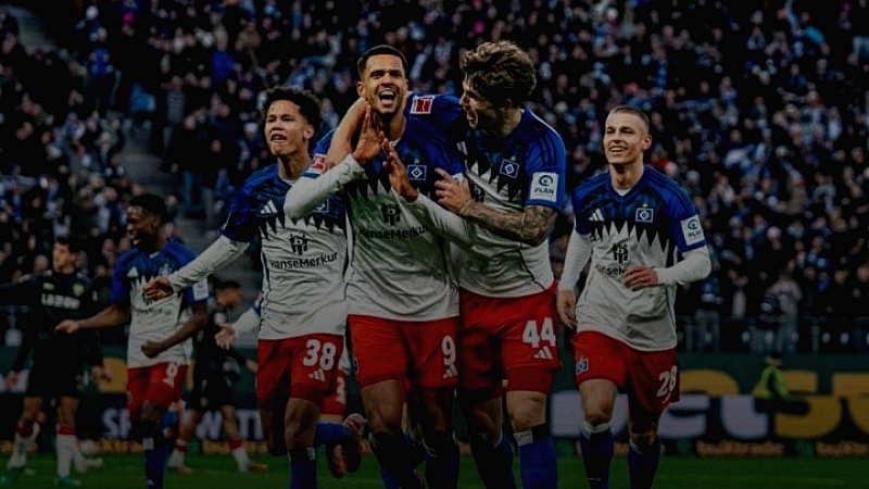 Σημαντική νίκη για το Αμβούργο, παρόλο που αγωνίστηκε με 10 παίκτες