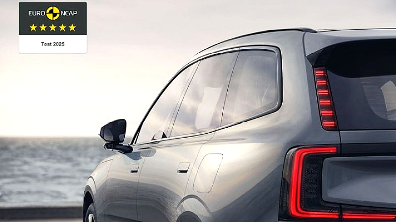 Το Volvo EX90 αποσπά πέντε αστέρια στις δοκιμές ασφαλείας του EuroNCAP