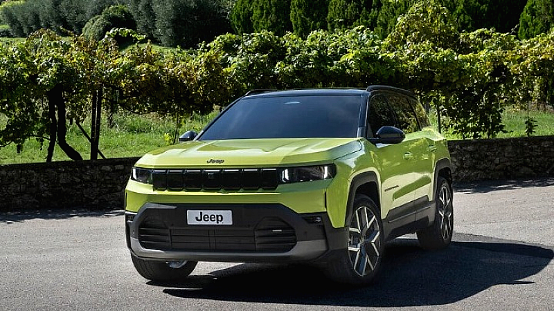 Νέο Jeep Compass: Εμβληματικός σχεδιασμός, κορυφαίες δυνατότητες και προηγμένη τεχνολογία