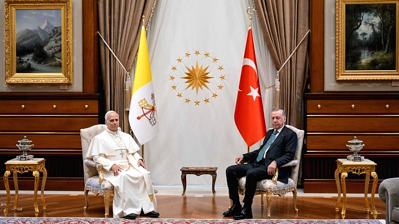 Πάπας Λέων Γ’: Η Τουρκία οφείλει να παραμείνει πλουραλιστική για την αποφυγή εκπτώχευσης