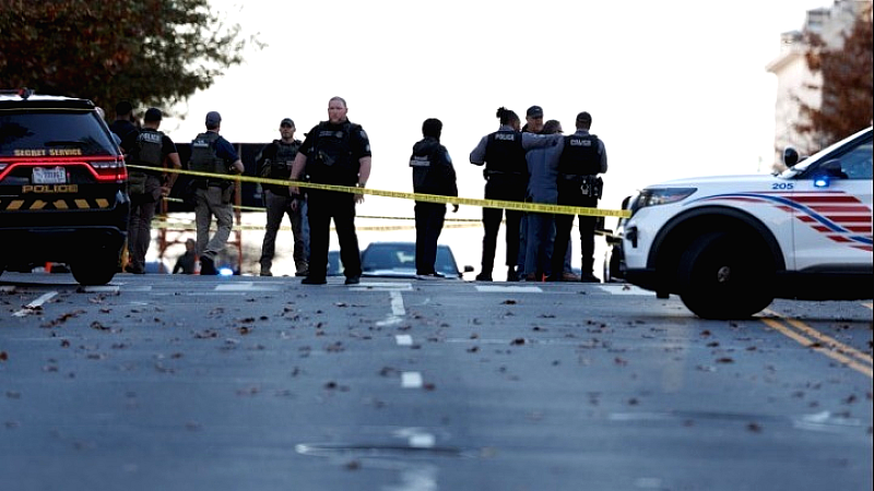 Θάνατος εθνοφρουρού από πυροβολισμούς: Αντίκτυποι και δηλώσεις Τραμπ