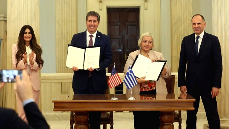 Σημαντική συμφωνία Ελλάδας-ΗΠΑ υπογράφηκε στο υπουργείο Εξωτερικών