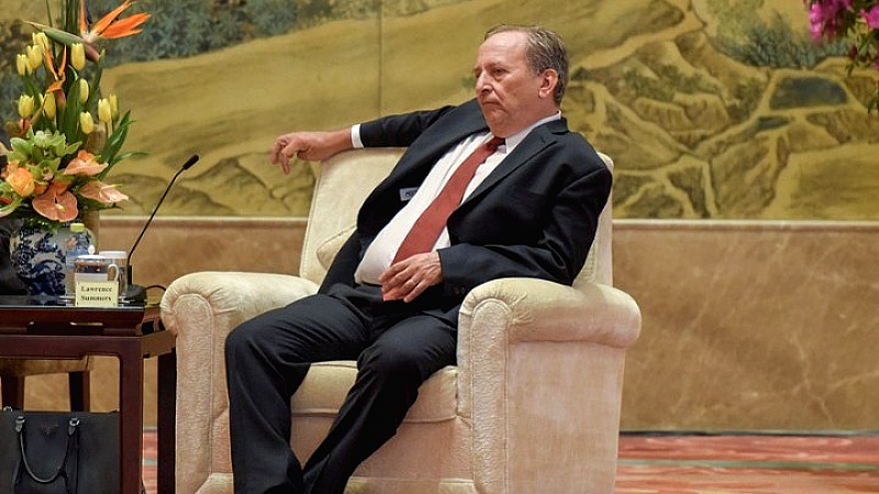 Αποσύρεται από τον δημόσιο βίο ο Λόρενς Σάμερς μετά την υπόθεση Έπστιν