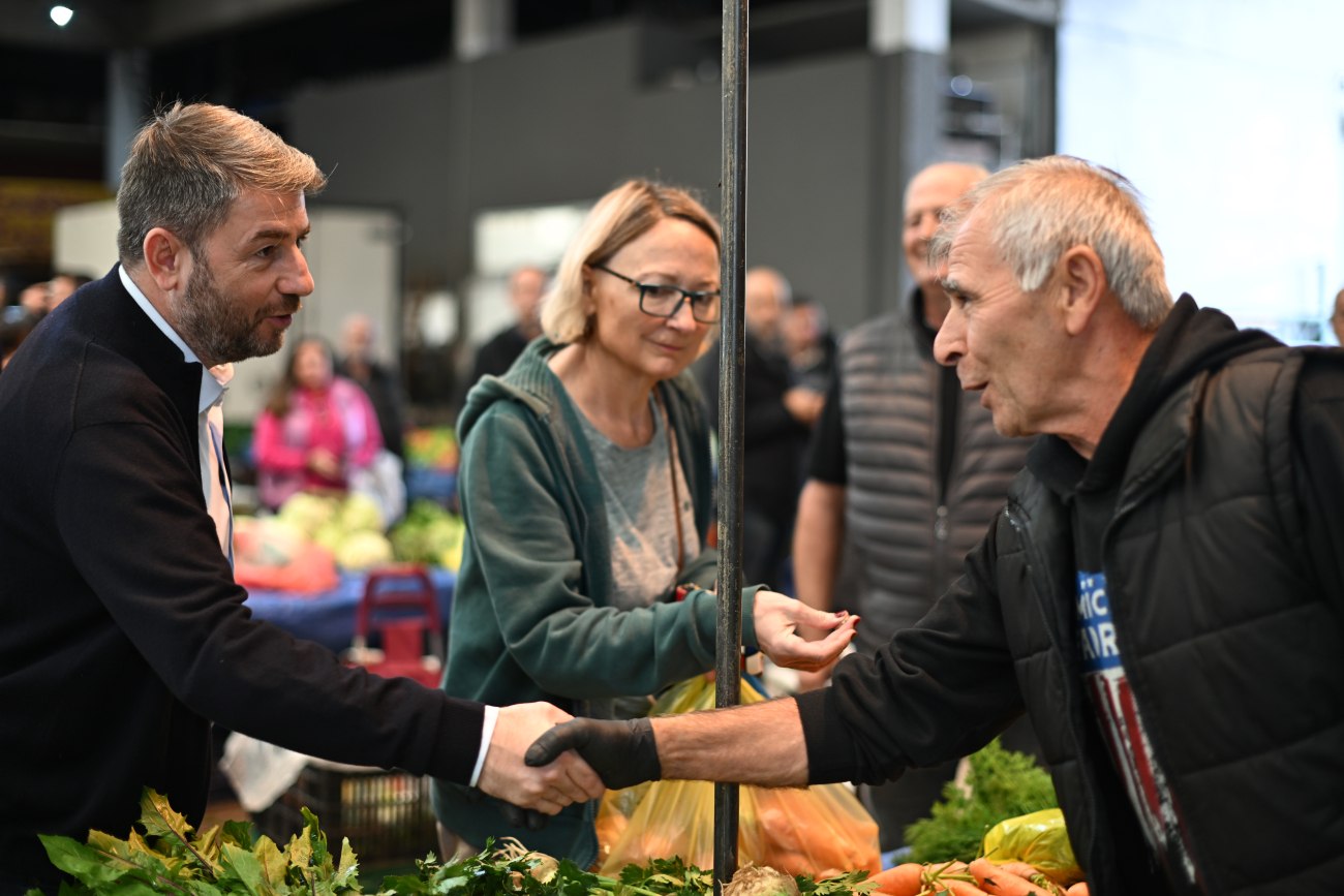 Ανδρουλάκης από τη Θεσσαλία: Με ψήφο στο ΠΑΣΟΚ για πολιτική αλλαγή, θα αποτινάξουμε την αλαζονεία της ΝΔ