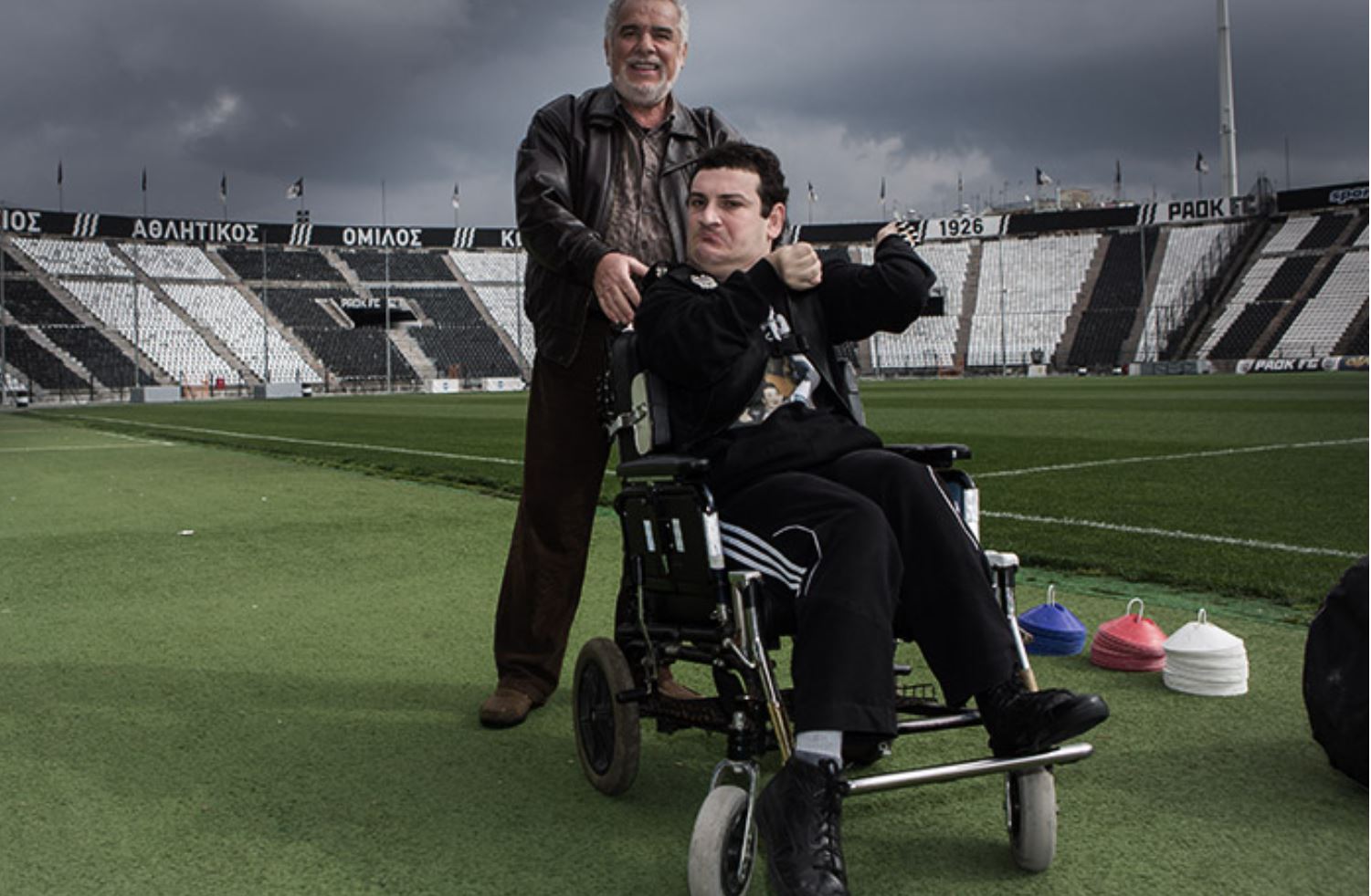 Ο Άρης Betsson προσκαλεί τον Γιαννάκη Μήγιο και τους γονείς του Άλκη Καμπανού στο Αλεξάνδρειο