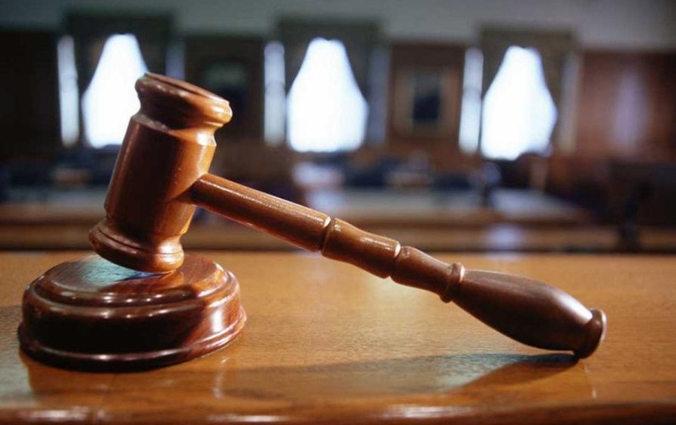 Κράτος δικαίου: Η άκομψη κριτική της κυβέρνησης στη Δικαιοσύνη και η αδυναμία εφαρμογής αποφάσεων