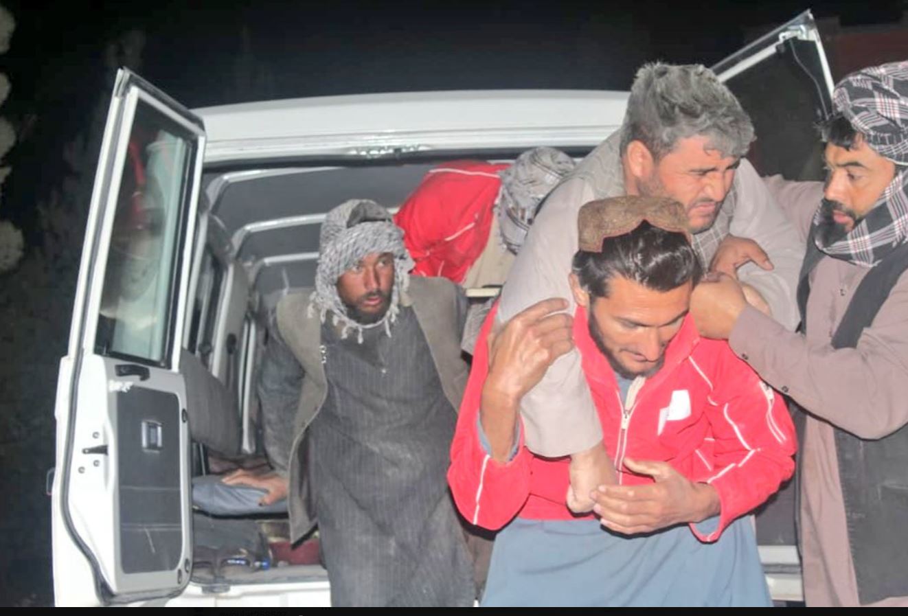 Σεισμός στο Αφγανιστάν: Αυξάνονται οι θάνατοι και οι τραυματισμοί, σε εξέλιξη οι επιχειρήσεις διάσωσης