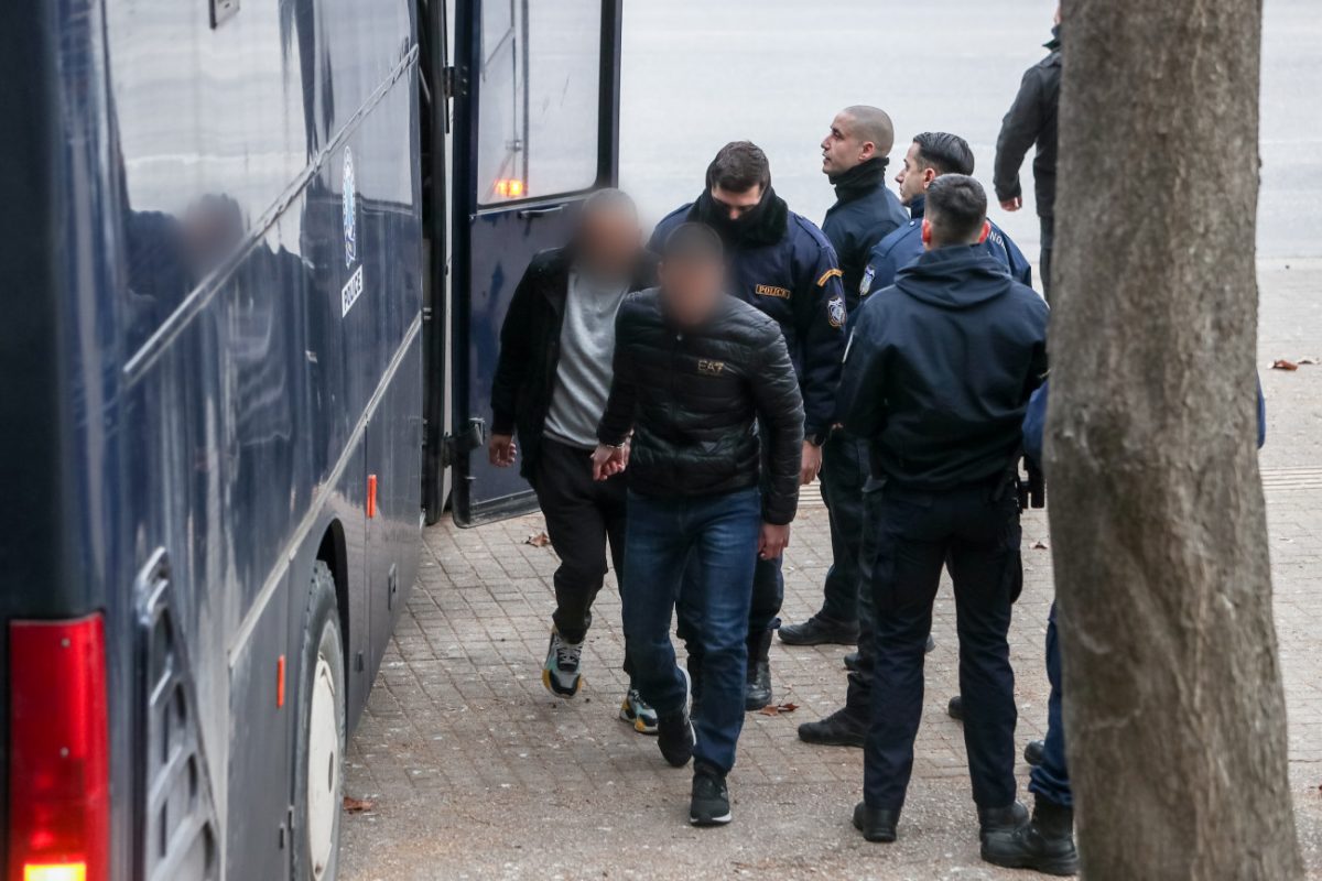 Θεσσαλονίκη: Στο Εφετείο η πολύκροτη υπόθεση της δολοφονίας του 19χρονου Άλκη Καμπανού