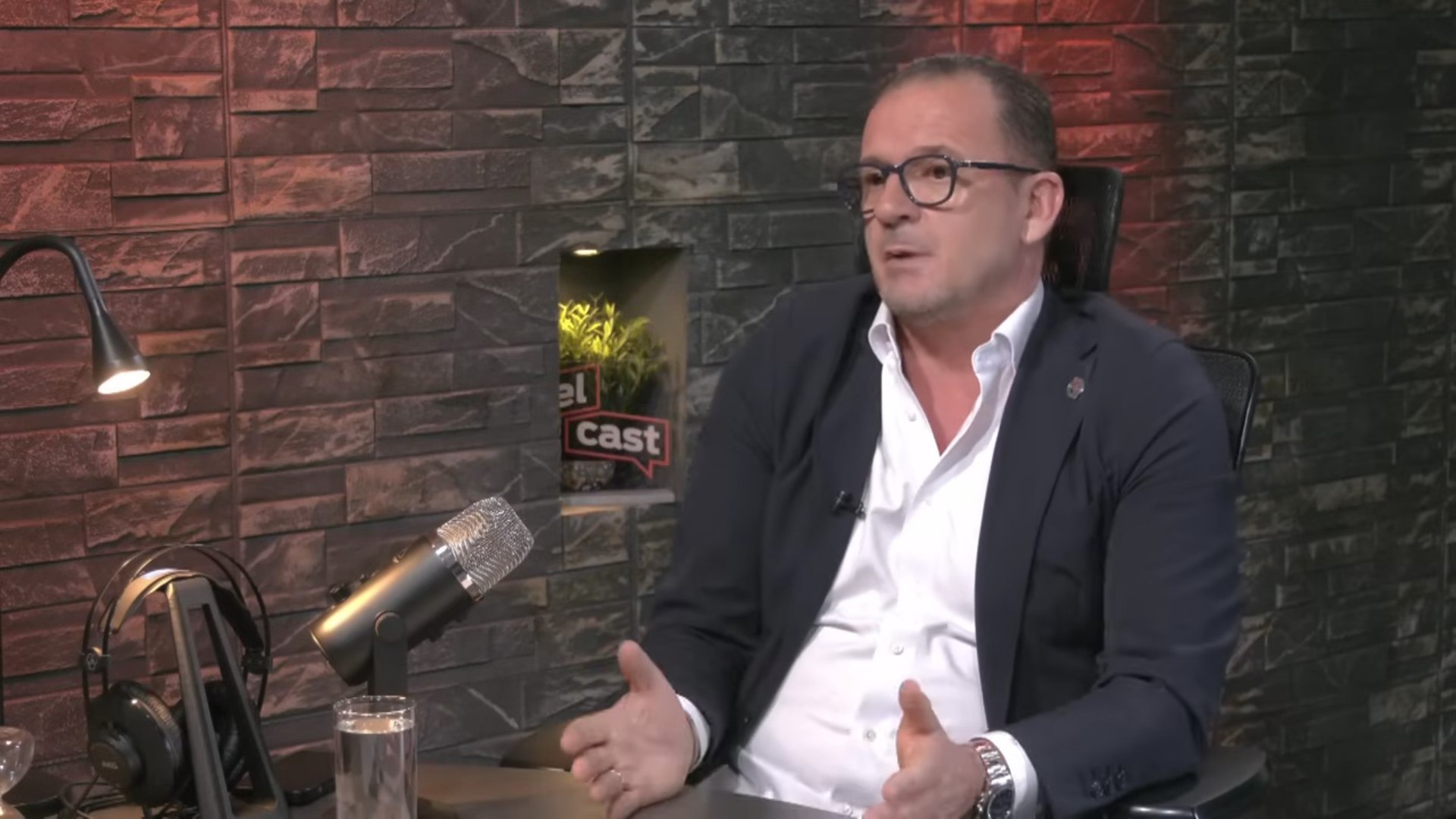 Ο Βινίσιους διεκδικεί μισθό αντίστοιχο με τον Εμπαπέ