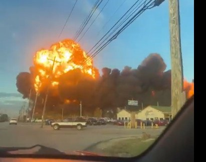 Τραγωδία στο Κεντάκι: Τουλάχιστον 7 νεκροί από τη συντριβή αεροσκάφους της UPS