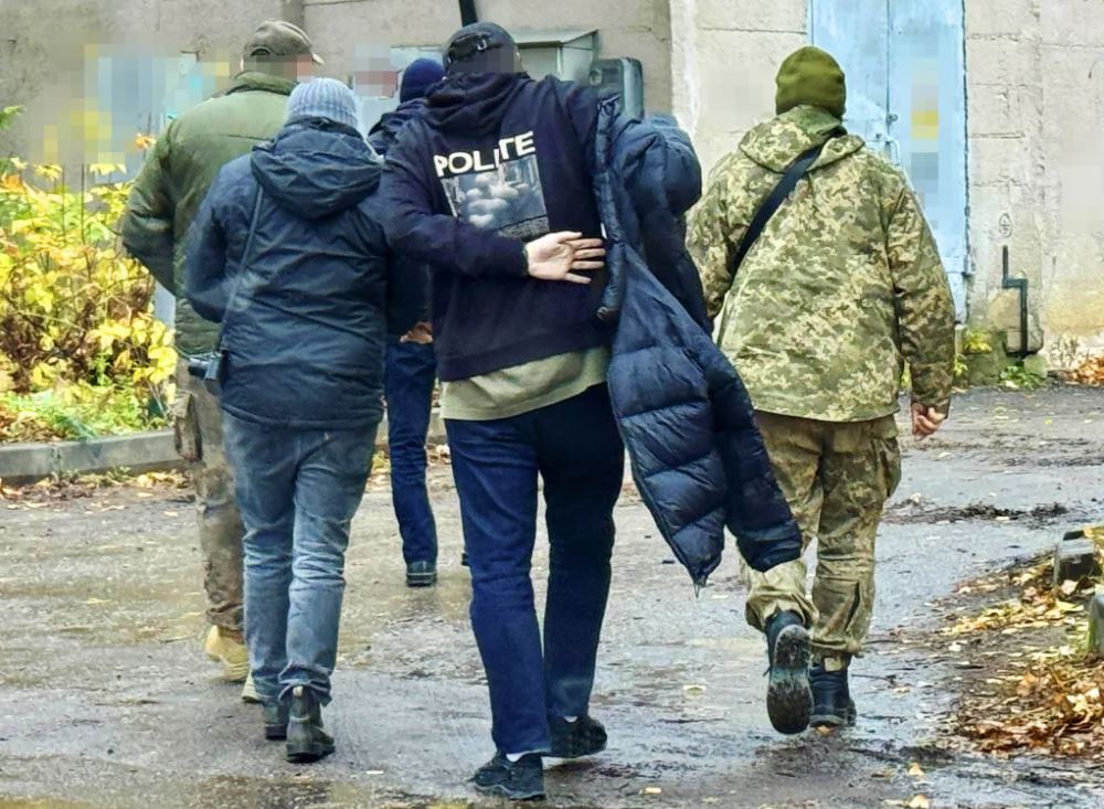 Η αναζήτηση στρατευμένων από το Κίεβο: Βία και στρατολόγηση δημοσιογράφων