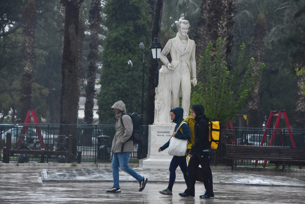 Κύμα κακοκαιρίας από το Σάββατο – Εντονες βροχές και κίνδυνος πλημμυρών