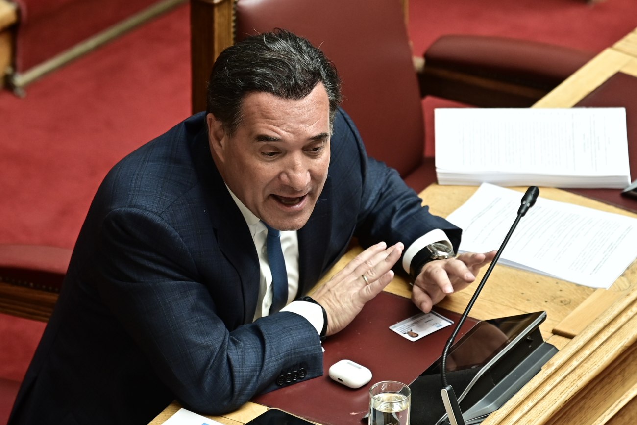 Άδωνις Γεωργιάδης: Υπέρ της οπλοκατοχής στο πρότυπο των ΗΠΑ – Αντιδράσεις από ΠΑΣΟΚ και ΣΥΡΙΖΑ