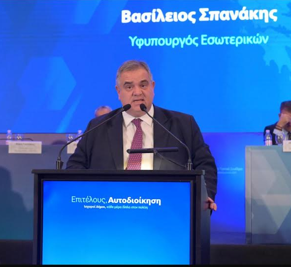 Δεν υπάρχει διαχωριστική γραμμή μεταξύ κυβέρνησης και τοπικής αυτοδιοίκησης, υπογράμμισε ο Υφυπουργός Εσωτερικών