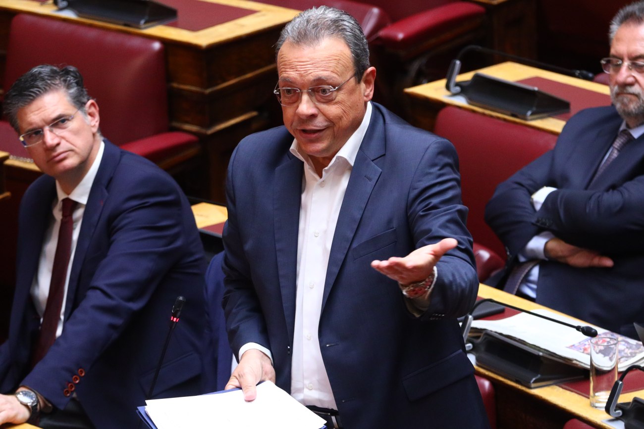 Φάμελλος: Η κυβέρνηση υποβαθμίζει την αυτοδιοίκηση – Στη Βουλή το θέμα των ΕΛΤΑ