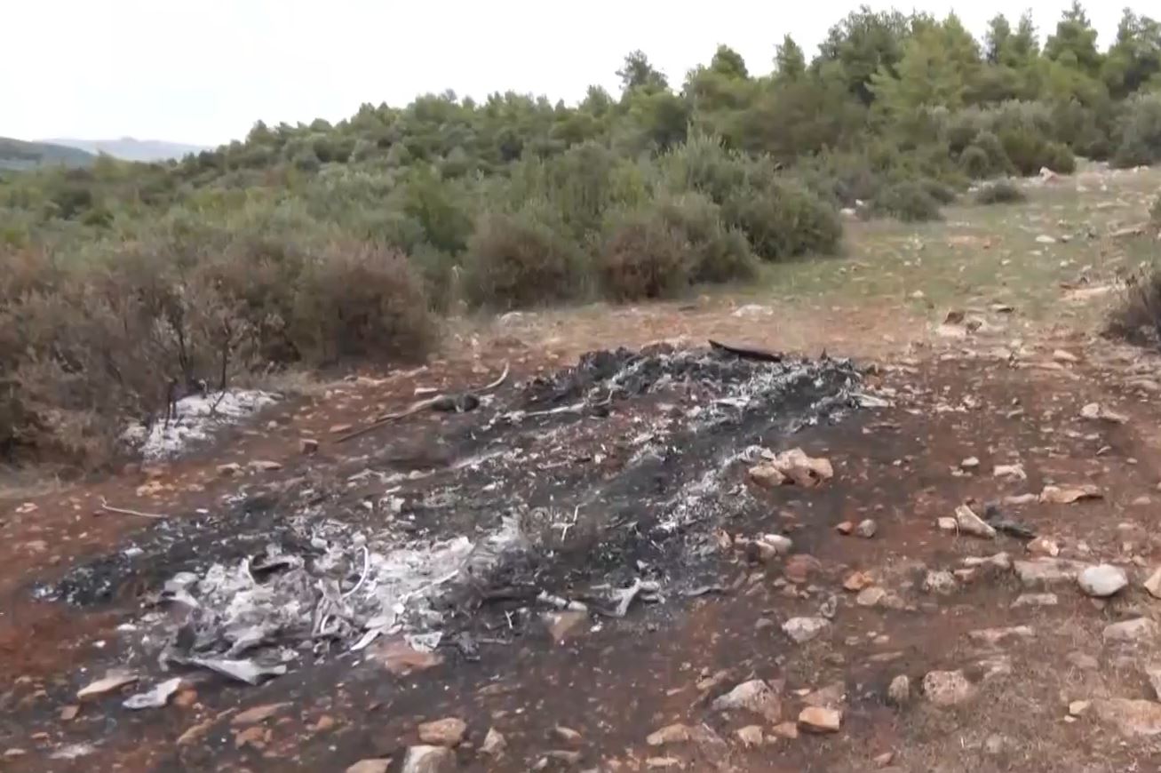 Βοιωτία: Αδιέξοδο στο θρίλερ με την απανθρακωμένη σορό – Σκοτεινές υποθέσεις έως την ταυτοποίηση του θύματος