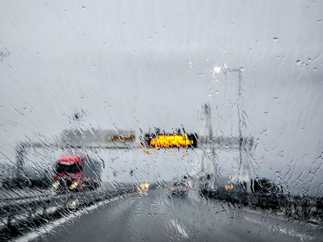 Καιρός: Προβλέψεις για νέο κύκλο ισχυρών καταιγίδων από την ΕΜΥ