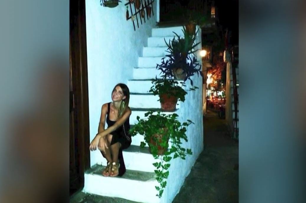 Ψυχιατρικά προβλήματα επικαλείται ο γυναικοκτόνος της Γαρυφαλλιάς – Η μητέρα της δηλώνει ότι δεν έχει ζητήσει συγγνώμη