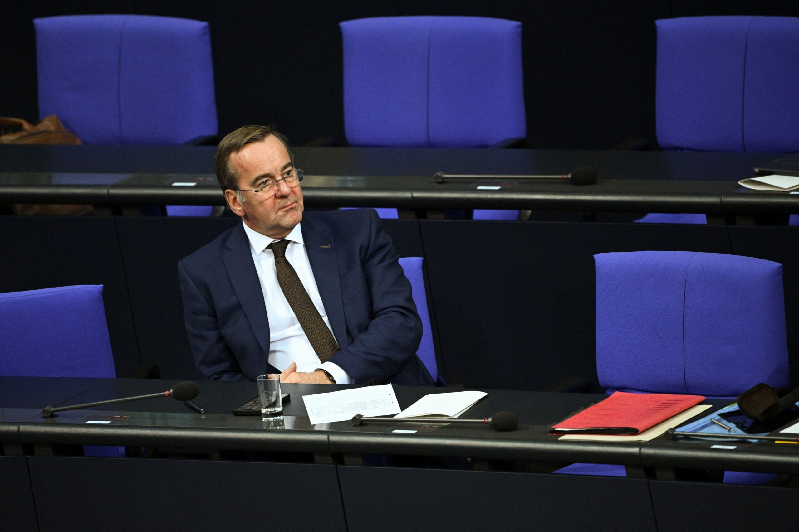 Γερμανία: Σχέδια για αγορά αμυντικών συστημάτων άνω των 3 δισ. – Απόφαση κεκλεισμένων των θυρών από τη Βουλή