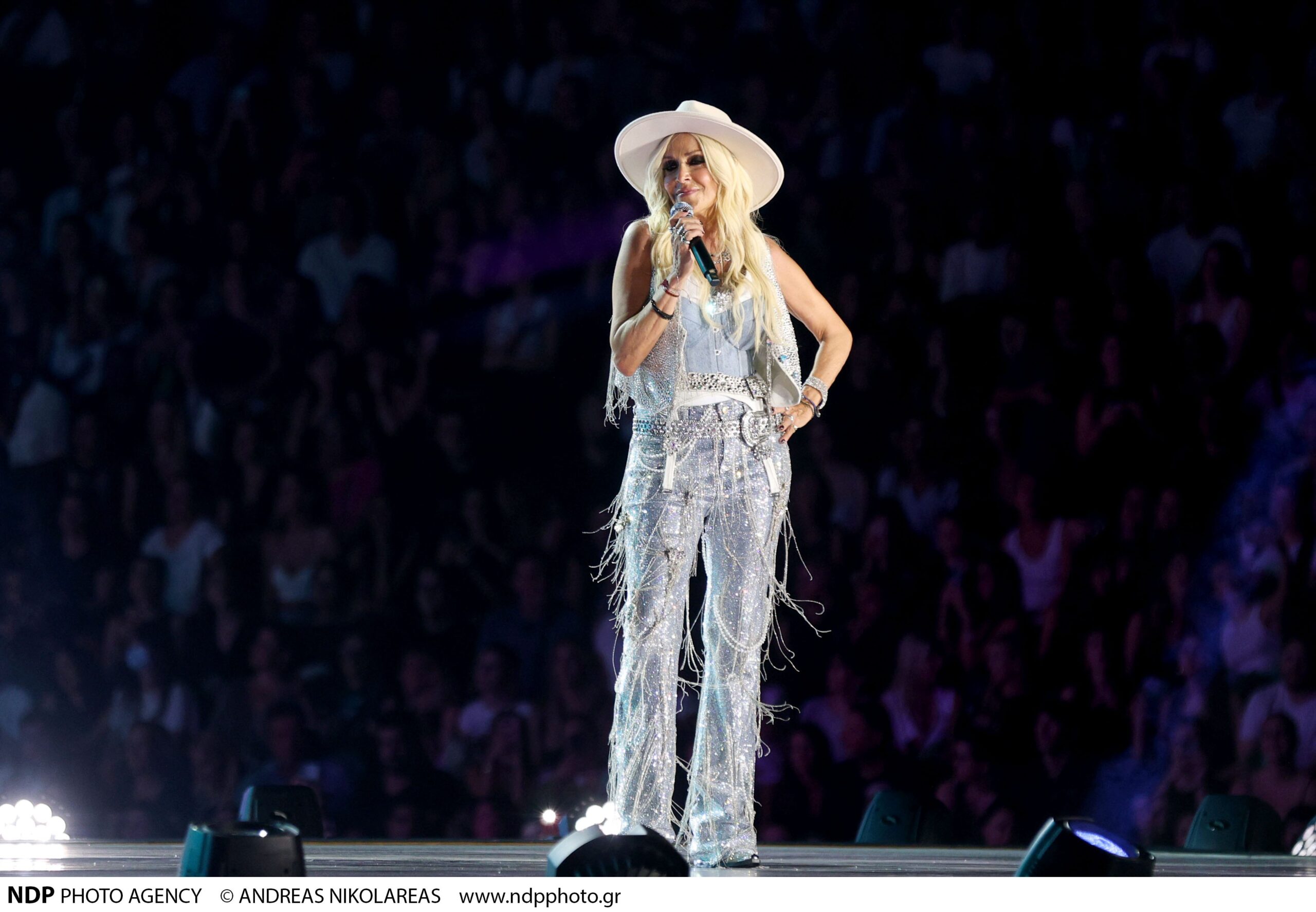 Άννα Βίσση: η βασίλισσα του ραδιοφωνικού airplay με νέο ρεκόρ