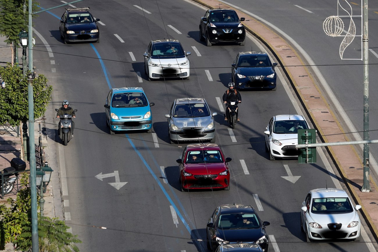 ΑΑΔΕ: Αποκαλύψεις για απάτη ΦΠΑ με πολυτελή μεταχειρισμένα μέσω βουλγαρικής εταιρείας βιτρίνας