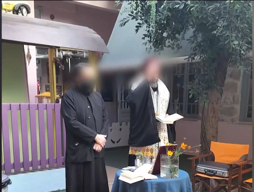 Νέες αποκαλύψεις για τον ψευτο-ιερέα της οδού Λιοσίων – Η μεταφορά του Αγίου Φωτός και η υποκρισία των τελετών