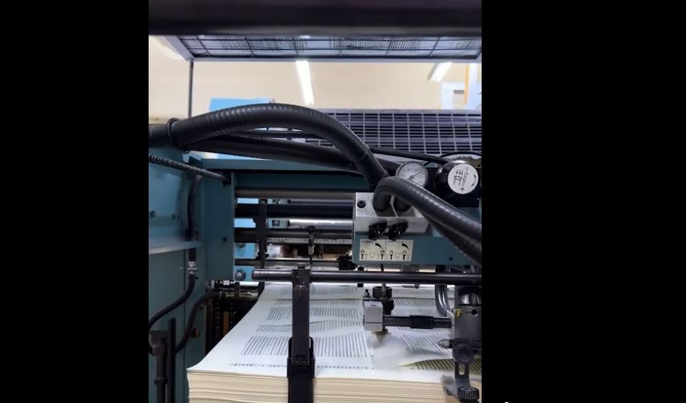 Δικαστική διαμάχη για το Documento: Η Ακρίτα υπερασπίζεται τα πνευματικά δικαιώματα του Τσίπρα