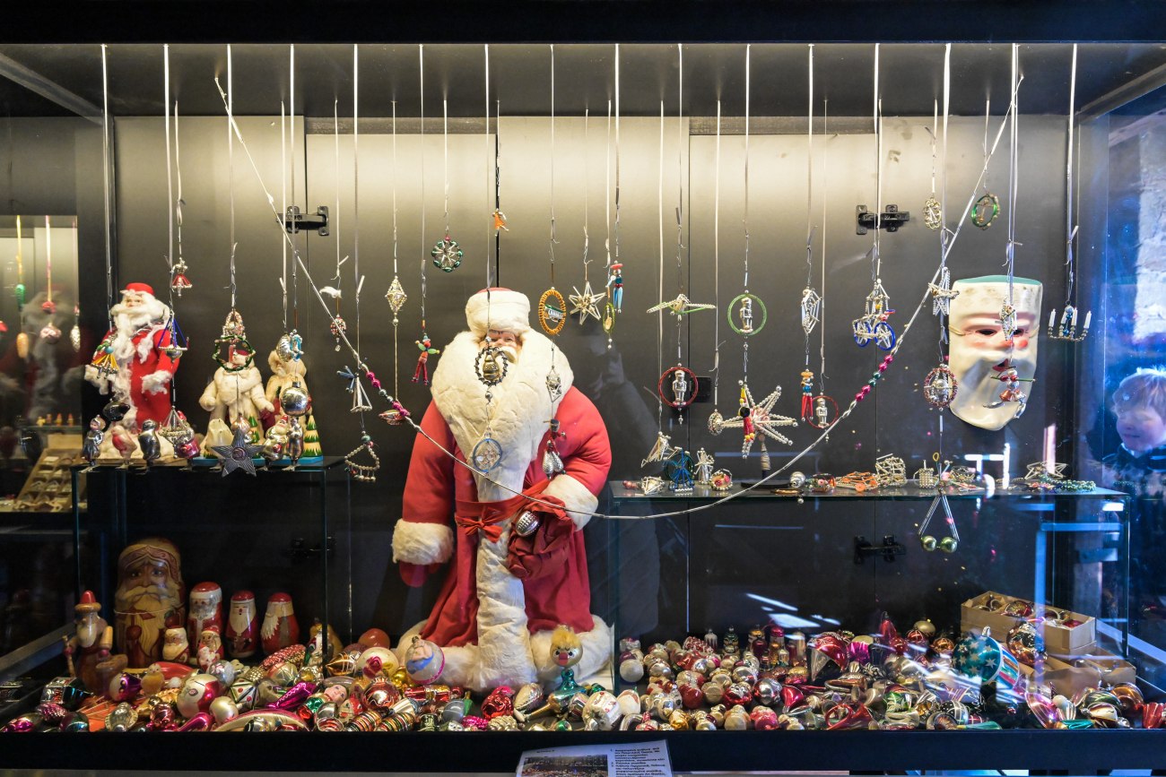 Η φρενίτιδα των πρόωρων Χριστουγέννων