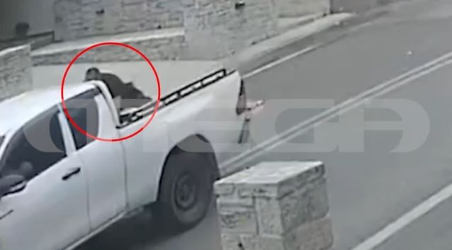 Βορίζια: Κάμερες αποτυπώνουν τον 23χρονο ανιψιό του Καργάκη κοντά στο σπίτι που σημειώθηκε η έκρηξη