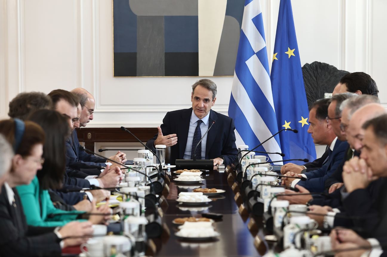 Οι κρίσιμες μήνες του Μαξίμου και η νέα προσπάθεια διαχείρισης κρίσης απέναντι στα ανοιχτά μέτωπα