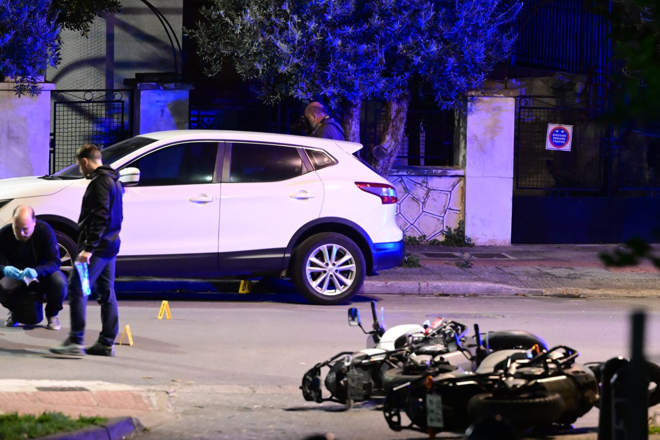 Σοκαριστικό βίντεο: Διαρρήκτες εμβολίζουν μηχανές της ΔΙΑΣ στον Άγιο Δημήτριο