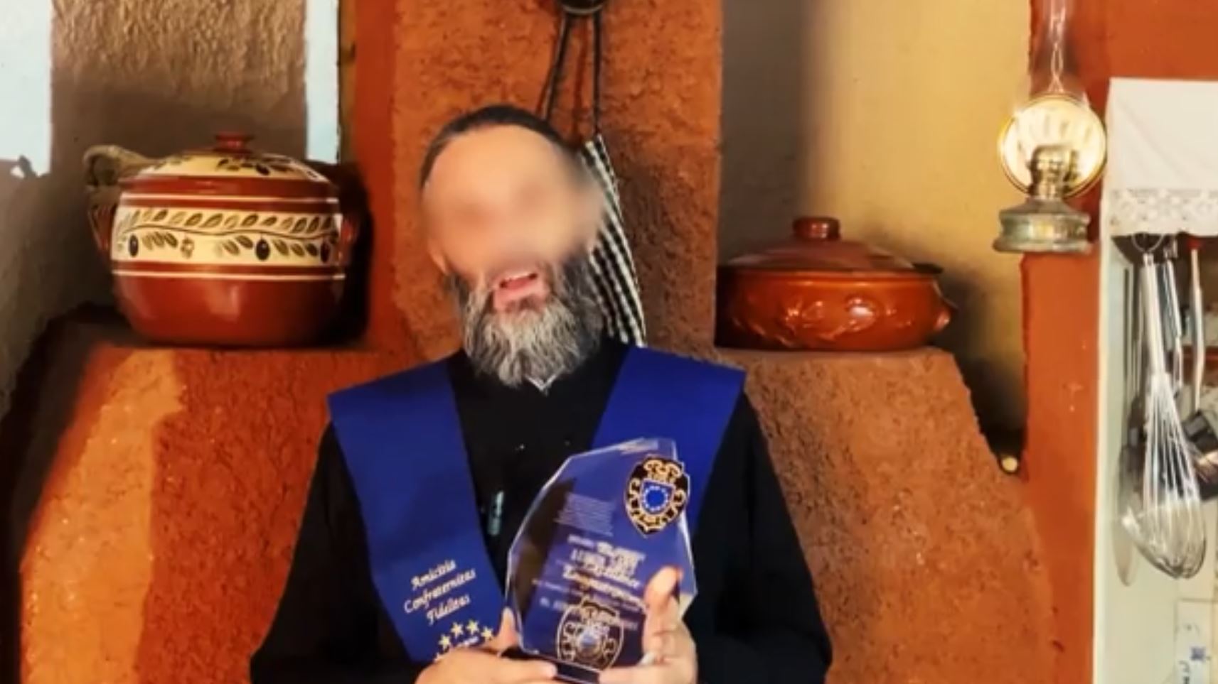 Η ιστορία του ψευτοϊερέα της Λιοσίων: Από τις ψεύτικες τελετές στις δωρεές