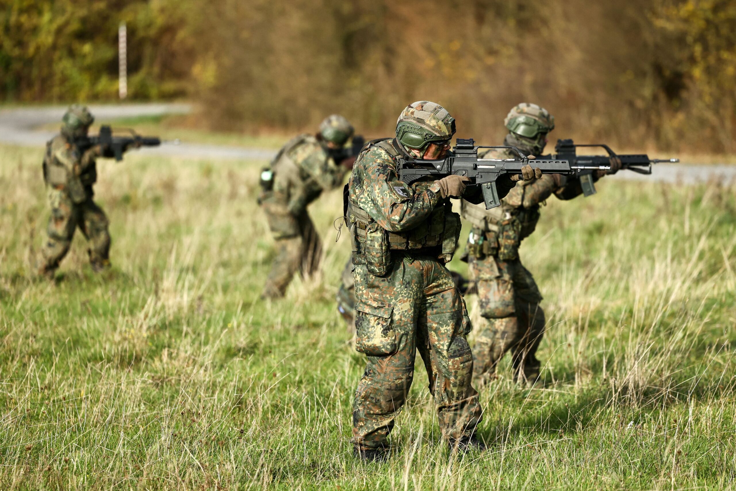 Γερμανία: Ξεκινά η υποχρεωτική στρατιωτική θητεία – 700.000 νέοι θα κληθούν να δηλώσουν διαθεσιμότητα