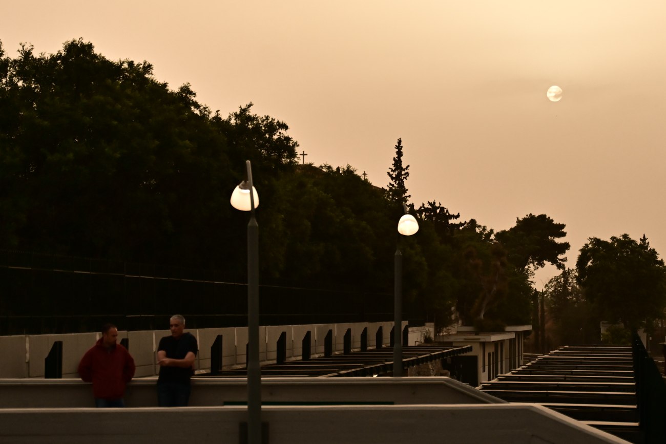 Αλλαγές στον καιρό: Ανοδος θερμοκρασίας με νοτιάδες και αφρικανική σκόνη