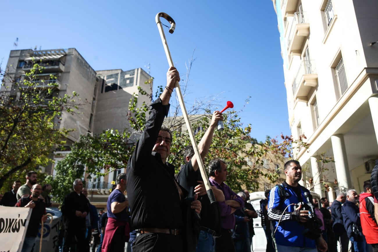 Θεσσαλία: Οι αγρότες αποφασίζουν για νέα μπλόκα λόγω αγανάκτησης στο συλλαλητήριο της Αγιάς