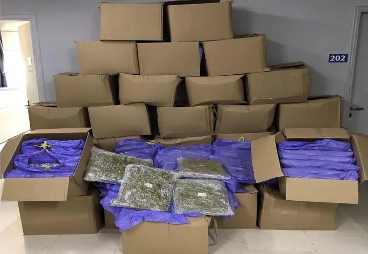 Ηγουμενίτσα: Εντοπίστηκε νταλίκα με κάνναβη στο λιμάνι – Συνελήφθη ο 58χρονος οδηγός