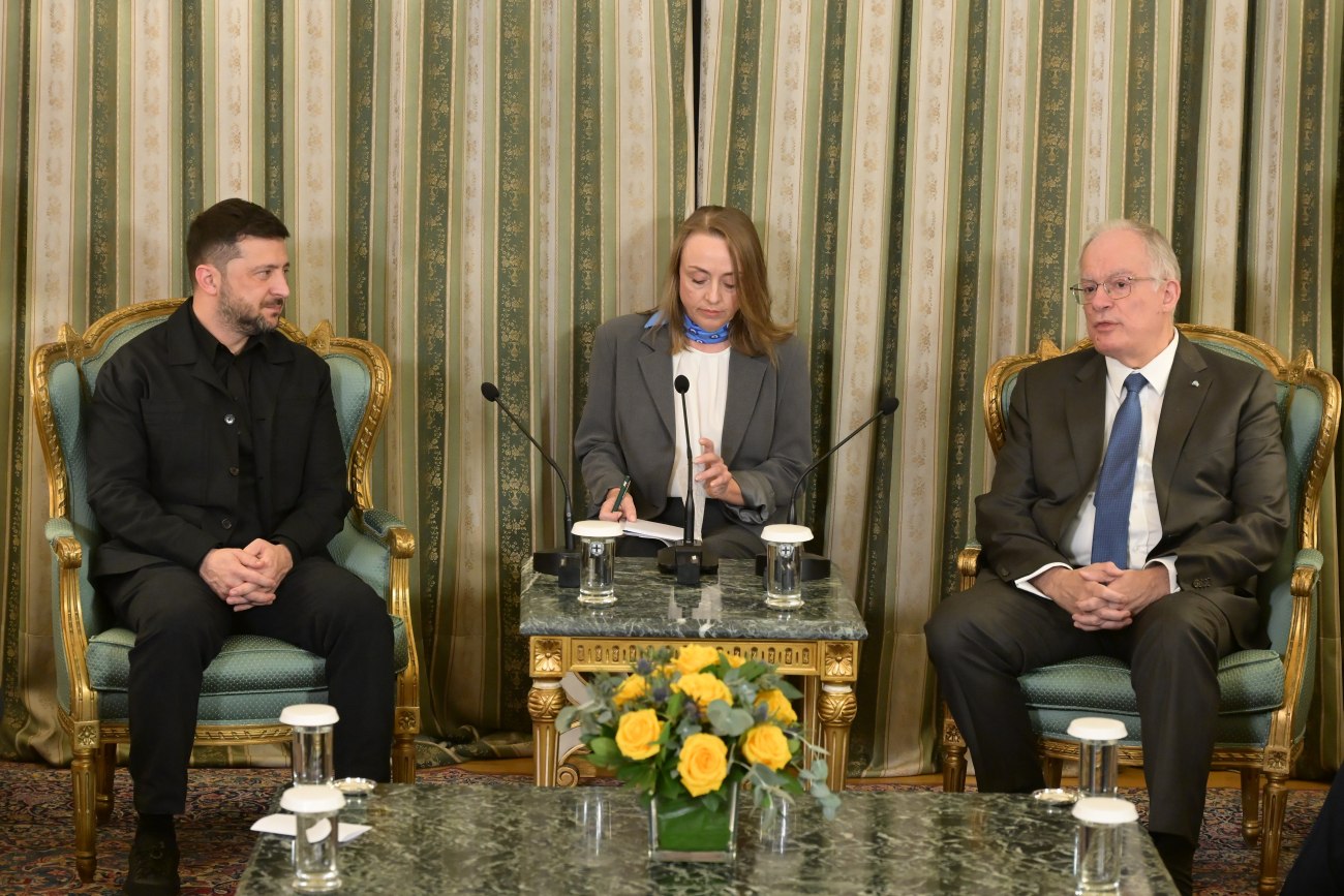 Στήριξη της ελληνικής αλληλεγγύης στην Ουκρανία: Μήνυμα του Τασούλα στον Ζελένσκι