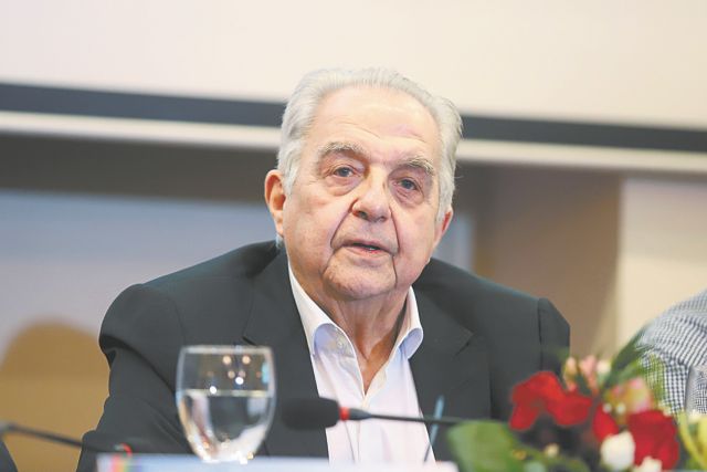 Αλέκος Φλαμπουράρης (1938-2025): Η Ανανεωτική Αριστερά θρηνεί την απώλεια ενός εμβληματικού στελέχους