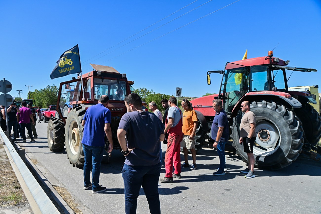 Θεσσαλία: Δημιουργία κοινού αγροτικού μετώπου και προετοιμασία μπλόκου στη Νίκαια
