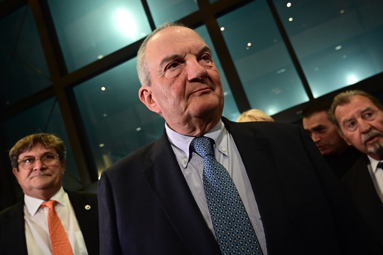 Ο Καραμανλής τονίζει τη σημασία της πολυδιάστατης πολιτικής