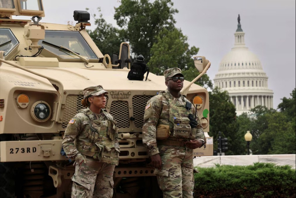 Δικαστική απόφαση αποσύρει την εθνοφρουρά από την Ουάσιγκτον, νέα ήττα για τον Τραμπ