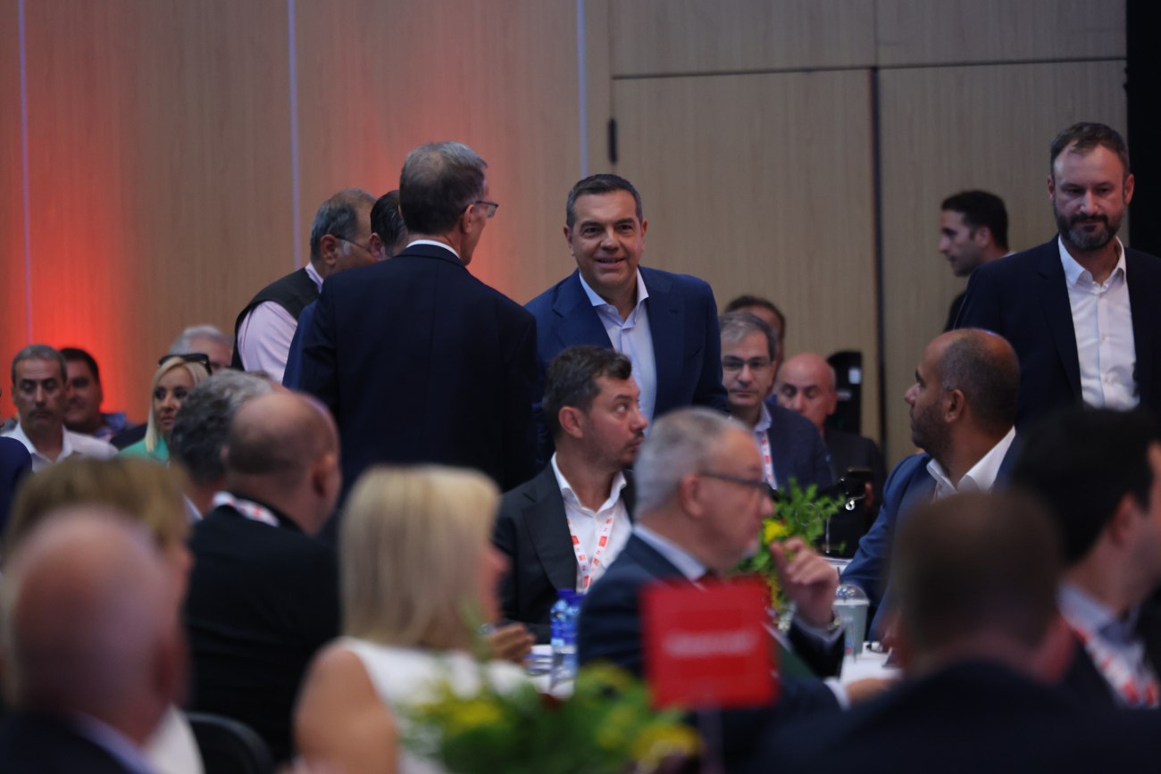 Σε ανοδική πορεία το κόμμα Τσίπρα: Ισχυρή επιθυμία πολιτικής αλλαγής και ανάγκη δημιουργίας νέων κομμάτων