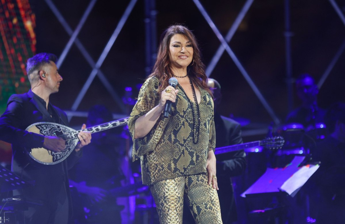 Η Καίτη Γαρμπή αποχαιρετά την Ορνέλα Βανόνι με τρυφερά λόγια